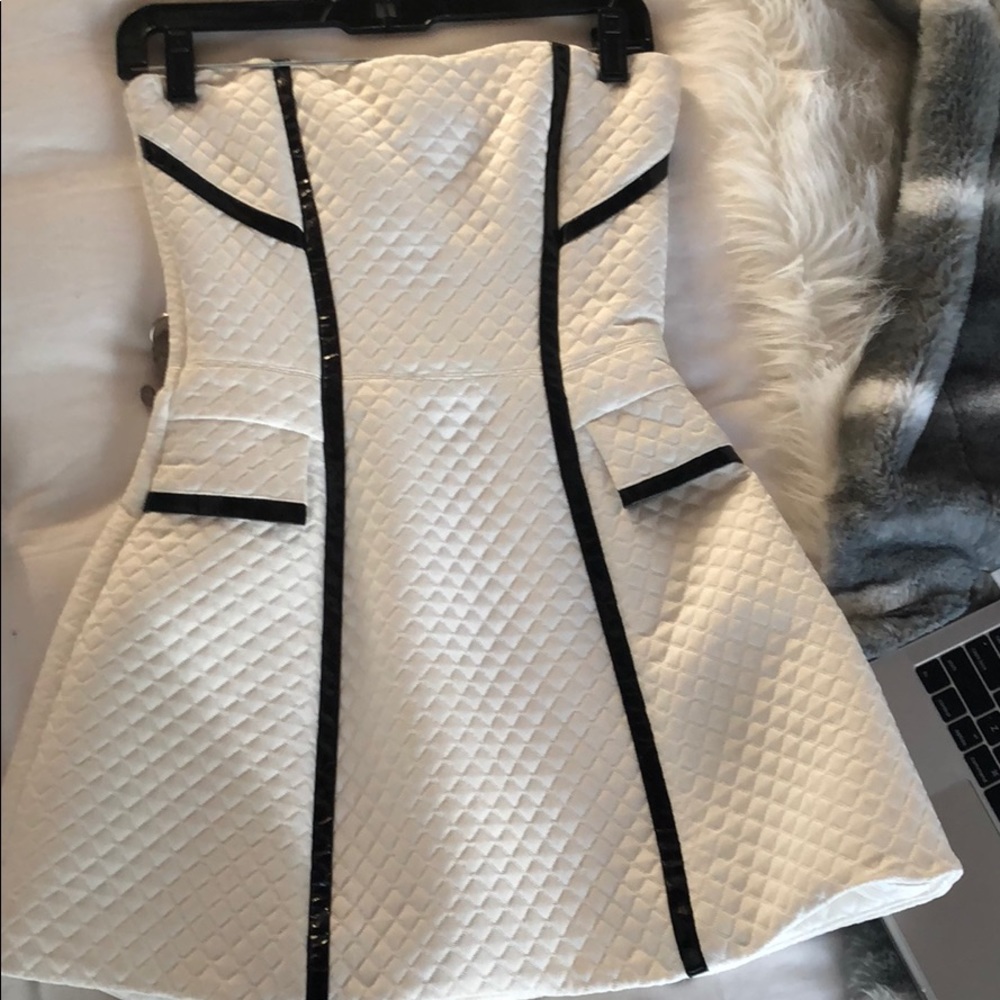Alexis dress